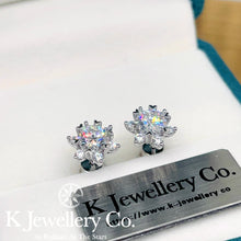 Load image into gallery viewer Moissanite Snowflake Ear Studs Moissanite surrounding stone snowflake earrings