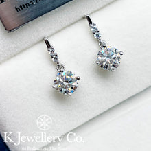 將圖片載入圖庫檢視器 Moissanite Four Prong Earrings 莫桑石四爪吊耳環