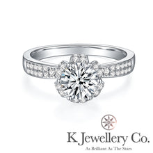 Load image into gallery viewer Moissanite Wishing Fountain Ring Moissanite Wishing Fountain Ring