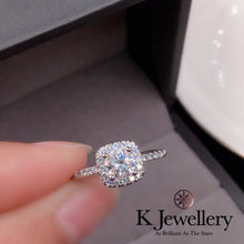將圖片載入圖庫檢視器 Moissanite Square Full Paved Ring莫桑石方型圍鑲戒指