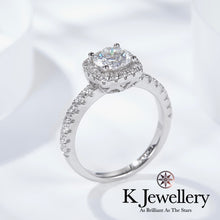 將圖片載入圖庫檢視器 Moissanite Square Full Paved Ring莫桑石方型圍鑲戒指