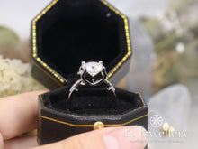 Load image into gallery viewer Moissanite Horns Ring Moissanite horn small diamond waist ring