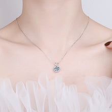 Load image into gallery viewer Moissanite Snowflake Necklace Moissanite Snowflake Necklace
