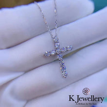 將圖片載入圖庫檢視器 Moissanite Cross Necklace 莫桑石十字架頸鍊