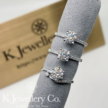 將圖片載入圖庫檢視器 Moissanite Four Claws paved Ring 莫桑石四爪全石戒指