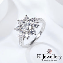 Load image into gallery viewer Moissanite Snowflake Ring Moissanite luxury snowflake ring