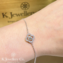 將圖片載入圖庫檢視器 Moissanite Lucky Clover Bracelet 莫桑石幸運四葉草手鏈
