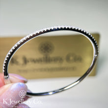 將圖片載入圖庫檢視器 Cubic Zirconia Half Paved Bangle 高碳鑽半圈3分排鑽手鐲
