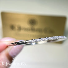 將圖片載入圖庫檢視器 Cubic Zirconia Half Paved Bangle 高碳鑽半圈3分排鑽手鐲

