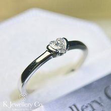 Load image into gallery viewer Moissanite Heart Ring Moissanite simple love ring
