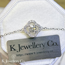 Load image into gallery viewer Moissanite Lucky Clover Bracelet Moissanite Lucky Clover Bracelet

