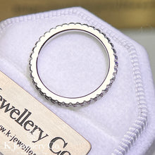 將圖片載入圖庫檢視器 Moissanite Full Stacking Ring 莫桑石全圈線戒指
