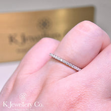 將圖片載入圖庫檢視器 Moissanite Full Stacking Ring 莫桑石全圈線戒指
