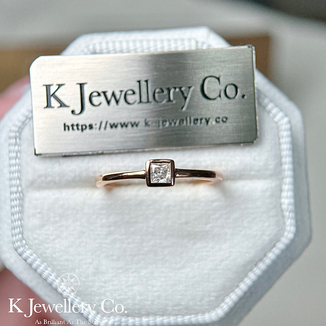 Moissanite Mini 0.3ct Princess Cut Ring Moissanite Princess Cut 30 Points Ring 