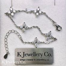 將圖片載入圖庫檢視器 Moissanite Lucky Clover Bracelet  莫桑石四葉草五花手鏈
