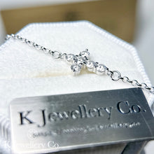 Load image into gallery viewer Moissanite Starlight Cross Bracelet 星輝十字莫桑石手鏈
