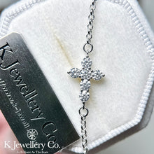 Load image into gallery viewer Moissanite Starlight Cross Bracelet 星輝十字莫桑石手鏈
