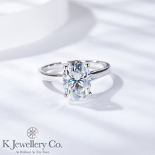 Load image into gallery viewer Moissanite 2.5ct Oval Ring Moissanite oval 2.5 carat ring 
