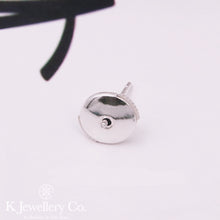 Load image into gallery viewer S925 Silver Ear Studs sterling silver platinum plated flying saucer earrings
