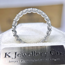 Load image into gallery viewer Moissanite Laced Full Paved Ring 莫桑石蕾絲邊全鑽戒指
