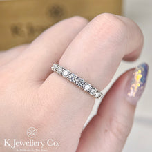 Load image into gallery viewer Moissanite Laced Full Paved Ring 莫桑石蕾絲邊全鑽戒指

