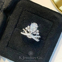 將圖片載入圖庫檢視器 Moissanite 1.5ct Pear Josephine Crown Ring 莫桑石約瑟芬皇冠梨型1.5卡戒指
