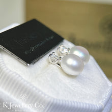 Load image into gallery viewer Moissanite Pearl Earrings Moissanite Pearl Earrings
