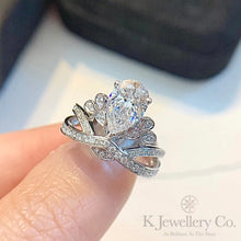 將圖片載入圖庫檢視器 Moissanite 1.5ct Pear Josephine Crown Ring 莫桑石約瑟芬皇冠梨型1.5卡戒指
