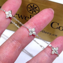 Load the video into the gallery viewer and play, Moissanite Lucky Clover Bracelet Moissanite four-leaf clover five-flower bracelet
