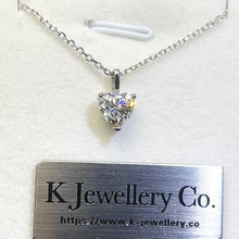 Load the video into the gallery viewer and play, Moissanite Heart Necklace Moissanite heart-shaped clear-set necklace
