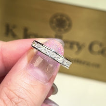 將影片載入圖庫檢視器並播放，Moissanite Couple Princess Cut Ring 莫桑石公主方石情侶戒指
