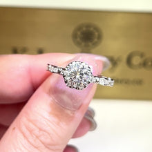 Load the video into the gallery viewer and play, Moissanite Vintage Crown Flower Setting Ring Moissanite Vintage Crown Flower Setting Ring
