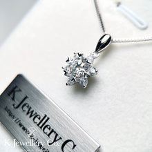 將圖片載入圖庫檢視器 Moissanite Snowflake Pave Necklace 莫桑石圍石雪花頸鏈
