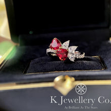 Load image into gallery viewer Duel Heart red corundum heart-shaped ring
