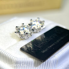 Load image into gallery viewer Moissanite Snow Earrings
