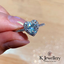 Load image into gallery viewer Moissanite Paved Heart Ring Moissanite heart-shaped full-circle ring
