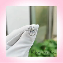 將圖片載入圖庫檢視器 Moissanite 18K Oval Full Paved Ring 18K莫桑石橢圓鵝蛋型圍鑲戒指
