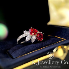 Load image into gallery viewer Duel Heart red corundum heart-shaped ring

