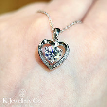 將圖片載入圖庫檢視器 Moissanite Heart Necklace  莫桑石愛心圍鑲頸鏈
