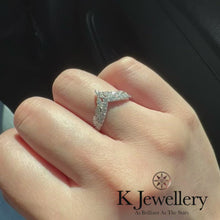 Load the video into the gallery viewer and play, Moissanite 18K Gold V Shape Princess Lace Ring

