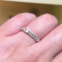 將影片載入圖庫檢視器並播放，Moissanite Star Light Ring 莫桑石繁星排戒指
