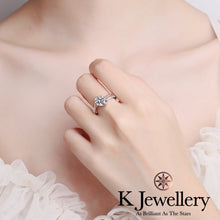 將圖片載入圖庫檢視器 Moissanite Angel Kiss Ring莫桑石天使之吻戒指
