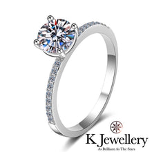 將圖片載入圖庫檢視器 Moissanite Four Claws Paved Ring 1CT 莫桑石四爪石圈戒指
