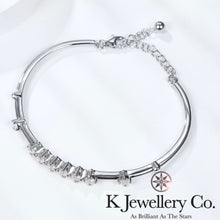 將圖片載入圖庫檢視器 Moissanite Star River Bangle 莫桑石星河手鐲
