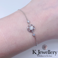 Load image into gallery viewer Moissanite Dreamcatcher Bracelet Moissanite Dreamcatcher Bracelet
