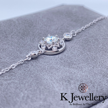 Load image into gallery viewer Moissanite Dreamcatcher Bracelet Moissanite Dreamcatcher Bracelet
