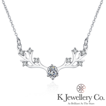 Load image into gallery viewer Moissanite Deer Necklace Moissanite Deer Necklace
