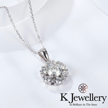Load image into gallery viewer Moissanite Snowflake Necklace Moissanite romantic snowflake necklace
