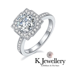 Load image into gallery viewer Moissanite Belle Ring Moissanite Belle pavé ring
