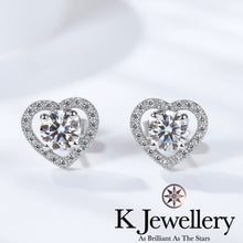 將圖片載入圖庫檢視器 Moissanite Heart Full Paved Ear Studs 莫桑石傾心耳釘
